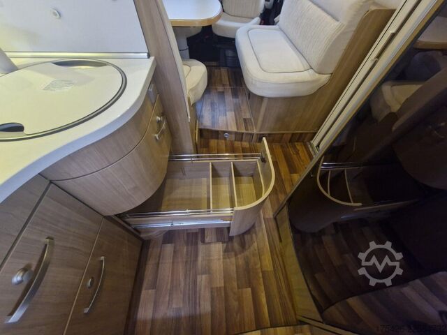 Gjysmë e integruar kamping-makinë HYMER/ERIBA Tramp CL 554 * Komfort-Line Paket*SAT+TV*