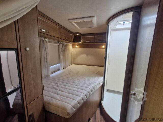 Gjysmë e integruar kamping-makinë HYMER/ERIBA Tramp CL 554 * Komfort-Line Paket*SAT+TV*