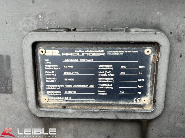 Încărcător pe roți KUBOTA R082*Hydr.Schnellwechsler*Pal.Gabel*nur 539h*