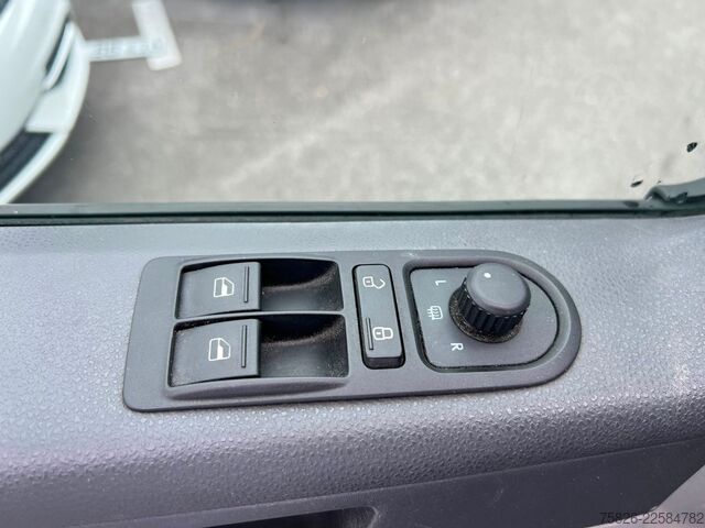 شاحنة بانل VW T5 Transporter*2.Hand*Klima*AHK*Alufelgen*