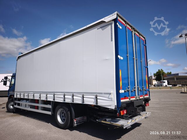 Camión plataforma con toldo DAF 18.320  LF EURO 6