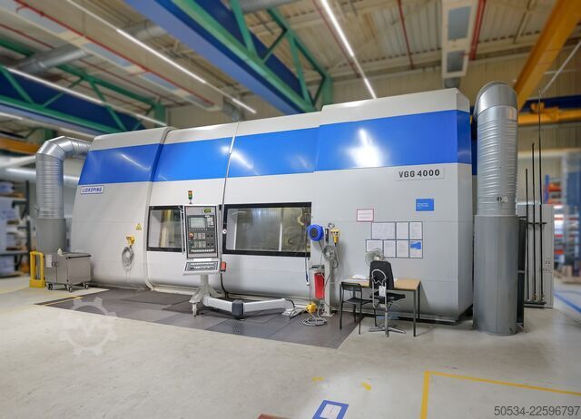 Vertical CNC Precision Grinding Center KMT LIDKÖPPING VGG 4000