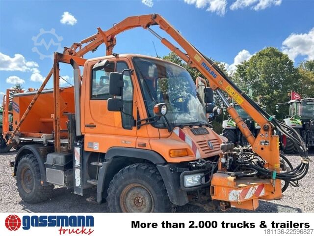 Camión para usos especiales Unimog U 300 4x4, Kommunalhydraulik, Zapfwelle
