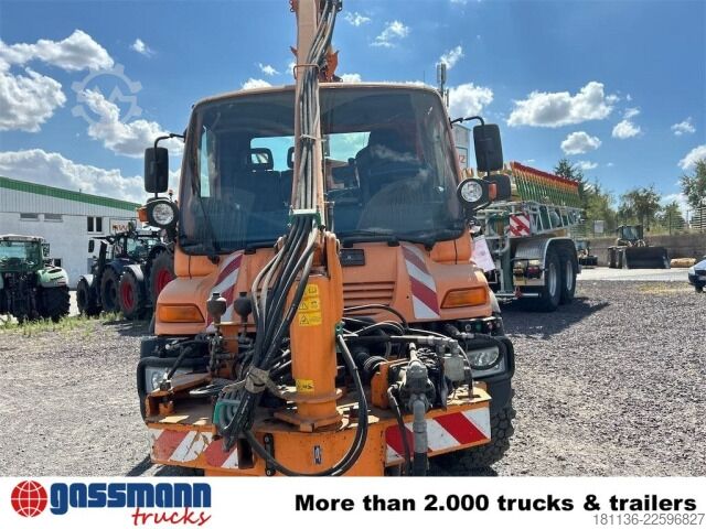Camión para usos especiales Unimog U 300 4x4, Kommunalhydraulik, Zapfwelle