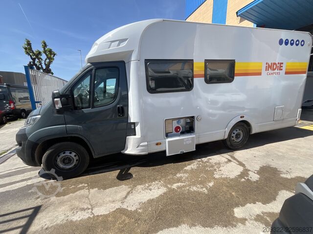 Semi-integrated camper 2024 Fiat Ducato Weinsberg Carasuite | Automatico | 5 Posti