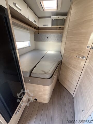 Semi-integrated camper 2024 Fiat Ducato Weinsberg Carasuite | Automatico | 5 Posti