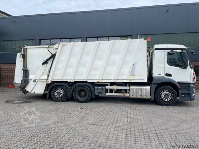 Smećarski kamion Mercedes-Benz 2533 Antos 6x2 Faun Vario 524 Zöller 2301