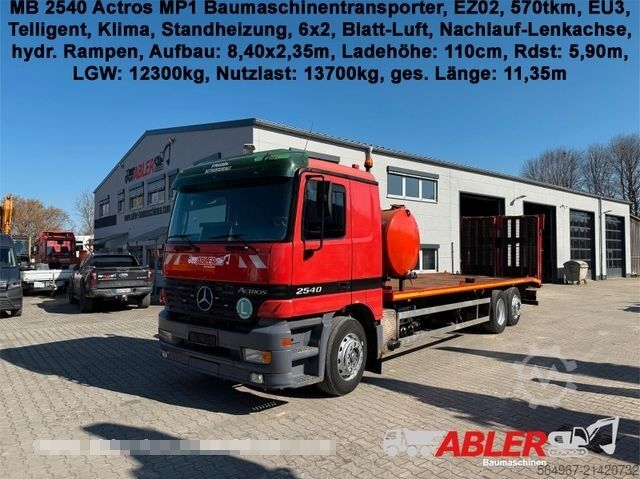 Dépanneuse MERCEDES-BENZ 2540 Actros Baumaschinetransporter hydr. Rampe