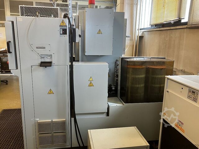 Máquina de erosão por fio CNC CHMER A422S