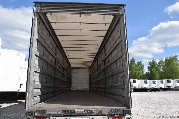 Skriňový náves SCHMITZ CARGOBULL SCS24/L Varios