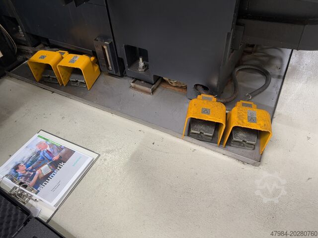 Mesin bubut CNC Mazak SMOOTH QUICK TURN 100MS