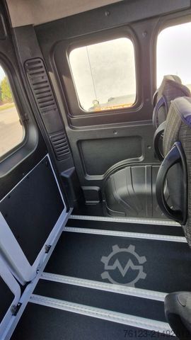 मिनिबस FIAT Opel Movano und Ducato Flexiboden 6 Schienen