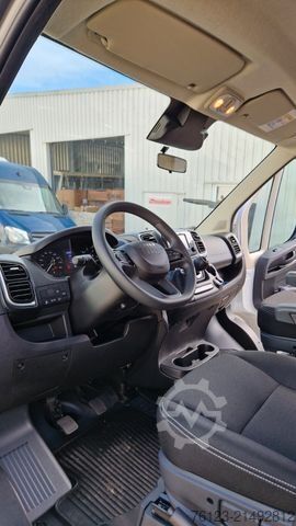 मिनिबस FIAT Opel Movano und Ducato Flexiboden 6 Schienen
