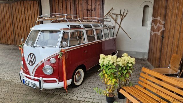 Kleinbus VOLKSWAGEN T 1 Samba mit Safarifenster