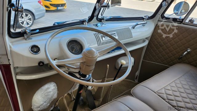 Kleinbus VOLKSWAGEN T 1 Samba mit Safarifenster