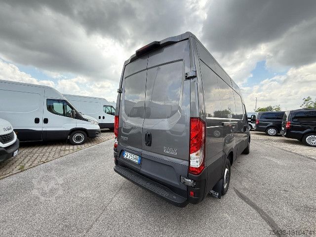 Duba panelată IVECO DAILY 35S18A8 V