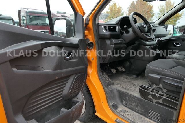 מיניבוס RENAULT Trafic Combi 9-Sitze Unfallschaden