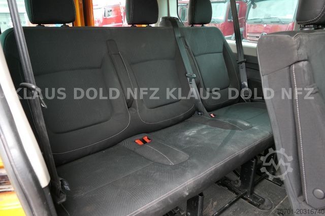 מיניבוס RENAULT Trafic Combi 9-Sitze Unfallschaden
