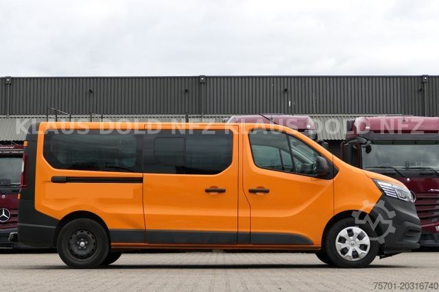 מיניבוס RENAULT Trafic Combi 9-Sitze Unfallschaden