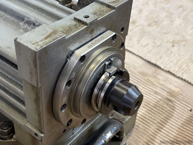 Fuso de uma DMG DMU 60 T com cone SK40 DMG MORI 