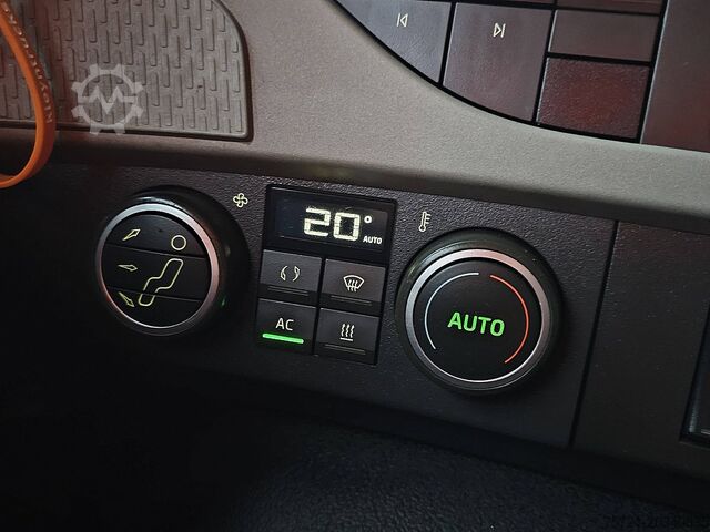 Venjulegur SZM VOLVO FM 450 GLOBETROTTER ADR