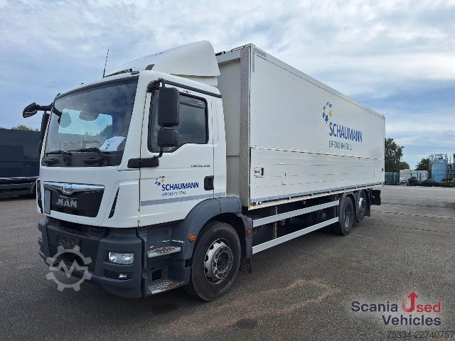 Camion caisson MAN TGM 26.340 Getränkekoffer LBW Bär