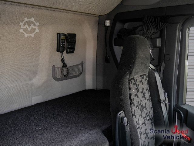 Стандартен влекач Scania R 460 A4x2NA - SUPER -