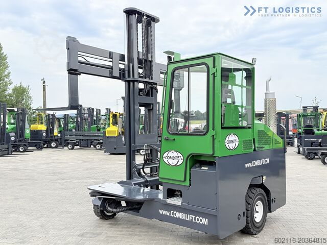 Carrello elevatore a quattro direzioni Combilift C4500 DIESEL DUPLEX WIDE FORK POSITIONER