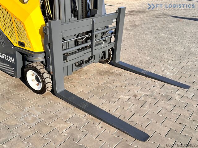 Carretilla elevadora de 4 vías Combilift CB3000 / FREE LIFT / NEW TIRES /LIKE NEW