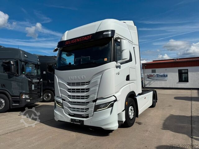 Đầu kéo tiêu chuẩn IVECO S-WAY 480 * RETARDER * VOLLVERKLEIDUNG *