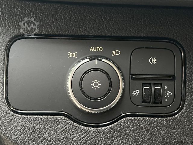 Фургон-бокс MERCEDES-BENZ Sprinter 315 CDI  Automatik UPS-Integralkoffer