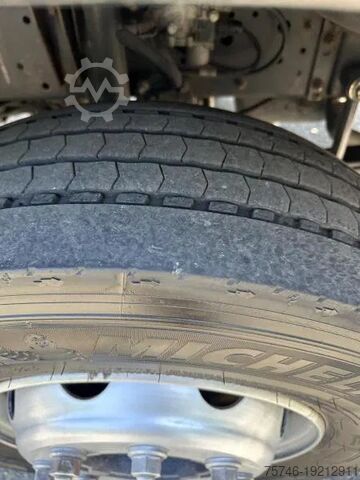 Jäähdytetyt/pakastetut kuljetukset Iveco EuroCargo 140E250 Tiefkühl Mitsubishi TDJ 300 K...