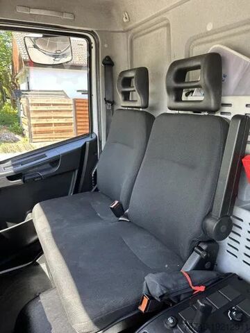 Jäähdytetyt/pakastetut kuljetukset Iveco EuroCargo 140E250 Tiefkühl Mitsubishi TDJ 300 K...