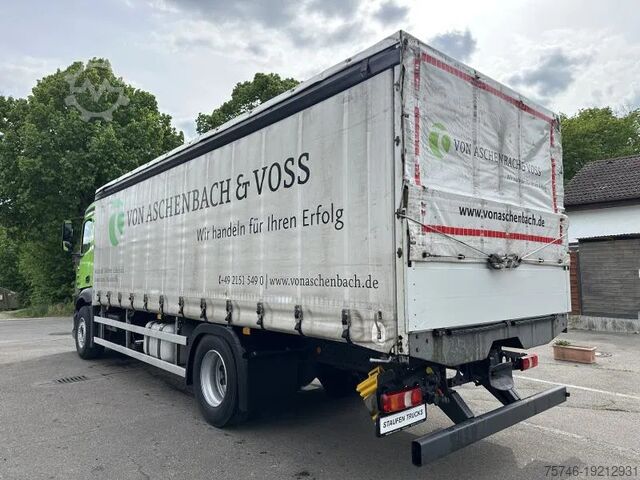 Presenning Mercedes-Benz Antos 1827 L Pr/Plane Rungentaschen E6