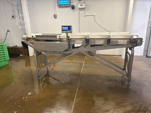 Stroj za predelavo rib MAREL M2200