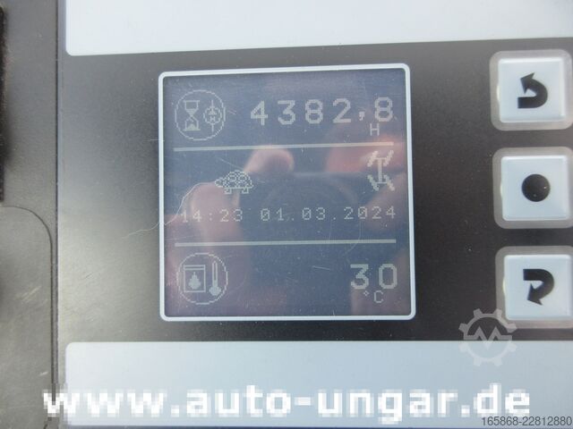 Götusóparavél Hako CityMaster CM 2000 Bj. 2015 2-Besen-Syst