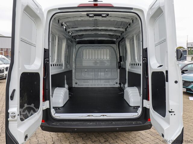 Панелен ван Maxus DELIVER 9