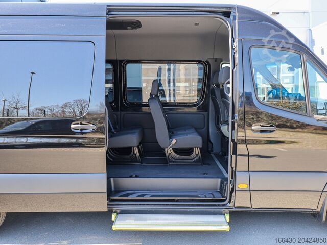 Kleinbus Mercedes-Benz Sprinter 317 CDI Tourer L3H2 (2-2-2-3) AHK Ka