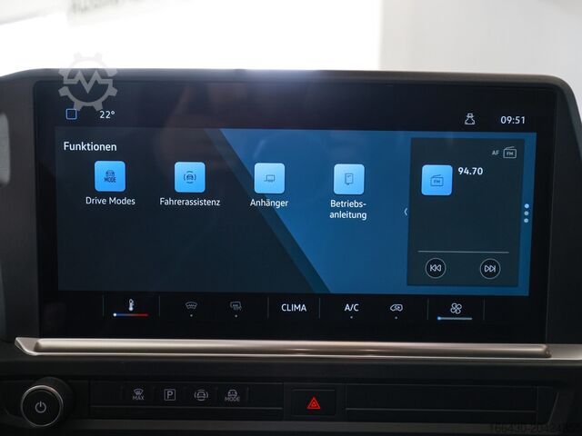 Панелен ван VW Transporter Kastenwagen mit L-Trennwand AHK