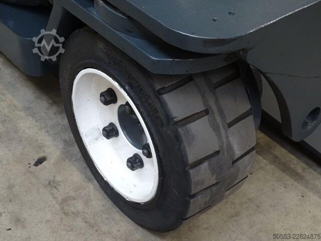 Caricatore a quattro vie Combilift C3000