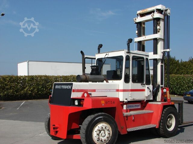 Carrello elevatore diesel Svetruck 12120-35