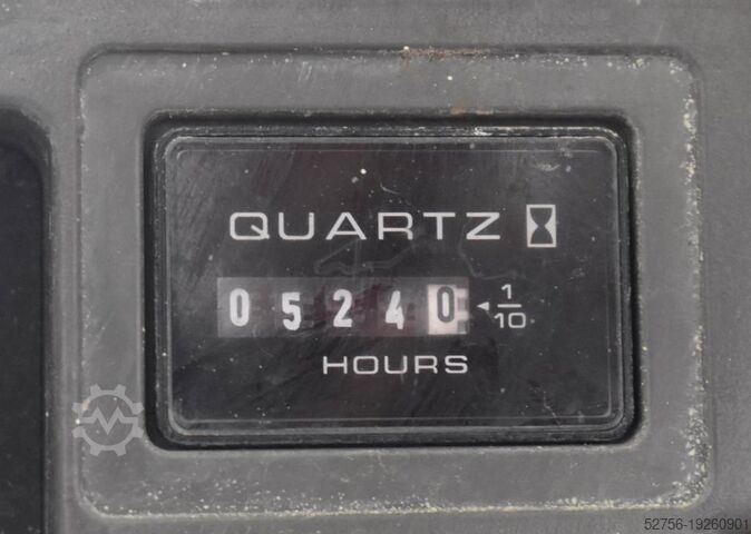 กรรไกรยก JLG 1930 ES