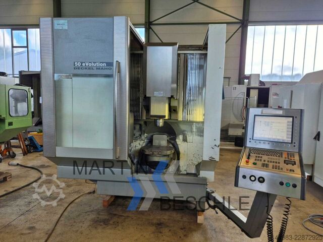 Pusat pemesinan universal Deckel Maho DMU 50 eVolution
