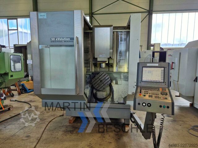 Pusat pemesinan universal Deckel Maho DMU 50 eVolution