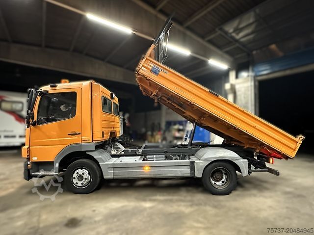 Dreiseitenkipper MERCEDES-BENZ 823 K