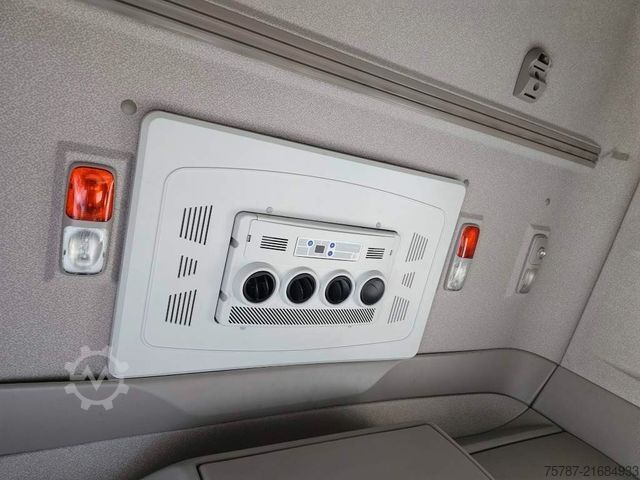 Standard SZM DAF XF 510 SSC auf 620 PS optimiert, Nebenabtrieb