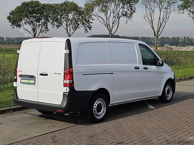Camioneta familiar de techo alto MERCEDES-BENZ VITO 110 L2 Carplay Euro6 AC!