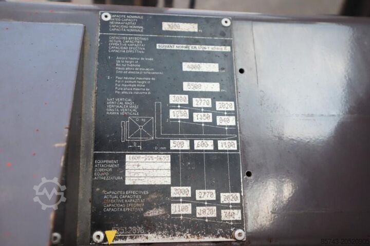 Rough terrain forklift Manitou M30-4 Diesel, 4x4 Drive, 3t Capacity, Triplex Mast