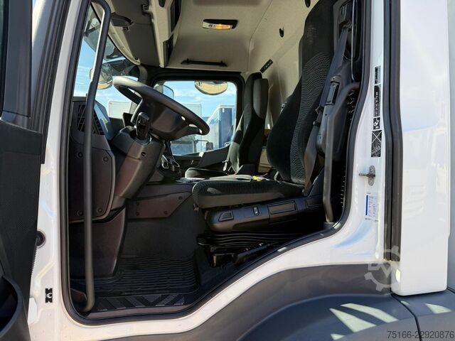 Kassabíll MERCEDES-BENZ ACTROS 2532 L Koffer 8,50 m LBW 2 T*ORIGINAL KM