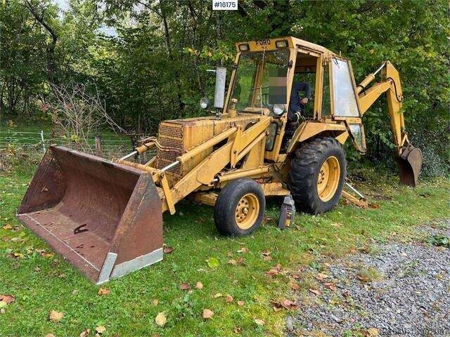 Other Ford 555 backhoe w/ 2 buckets WATCH VIDEO